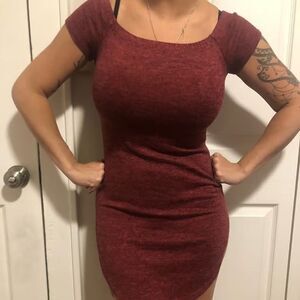 UK2LA Womens Medium Maroon Sweater Dress/ Shirt Off The Shoulder Short Sleeves